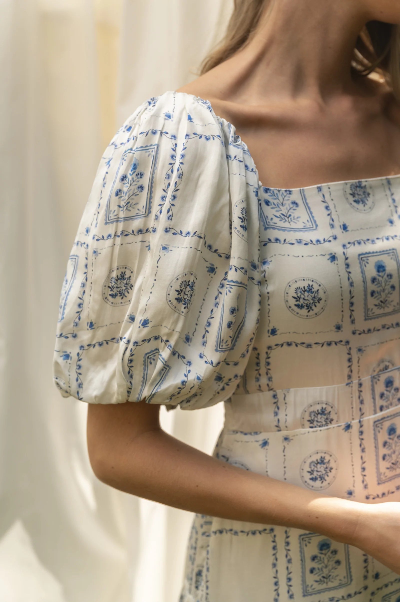 BRDR Chelsa Blue Floral Post Card Dress