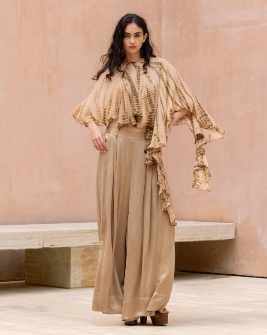 Mes Demoiselles Carmin Cape