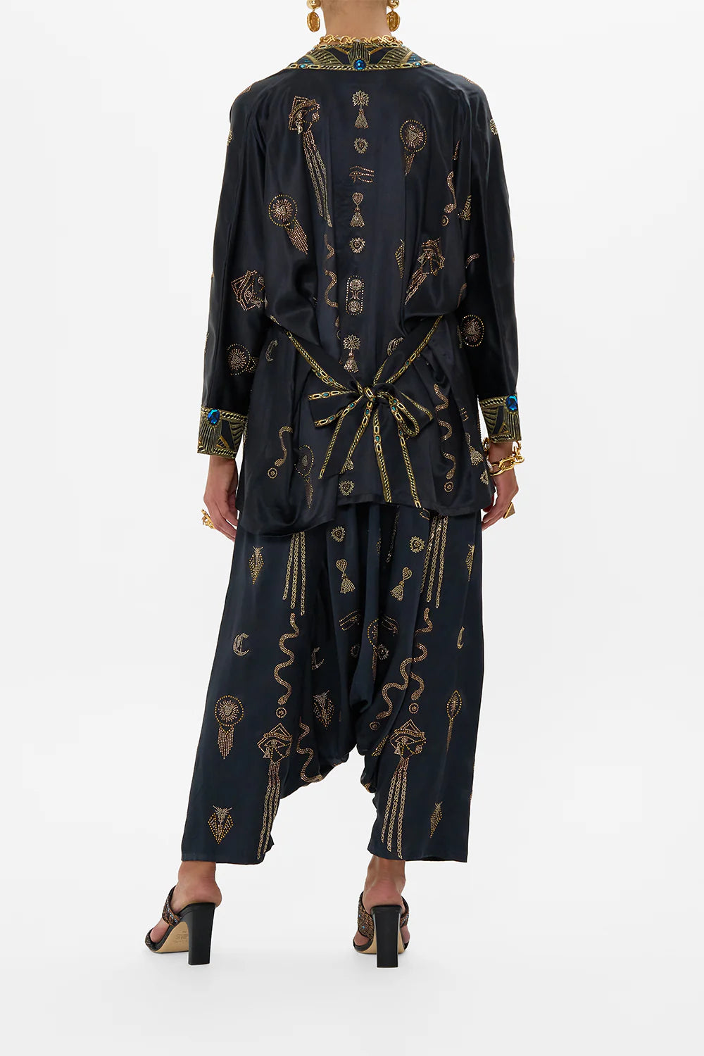 Camilla Short Batwing layer